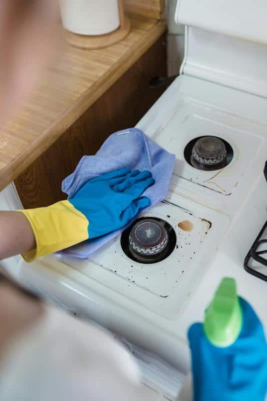 Quick Cleaning is a positive of RV living