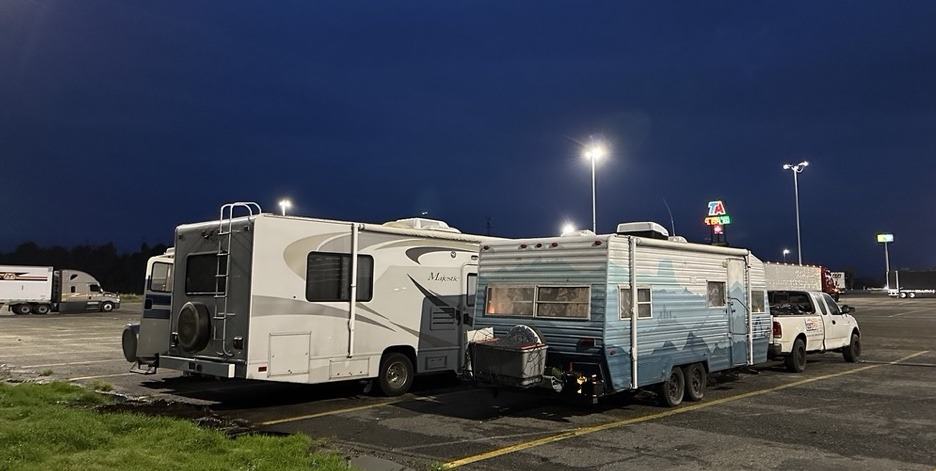RV Overnight Parking at a Truck Stop